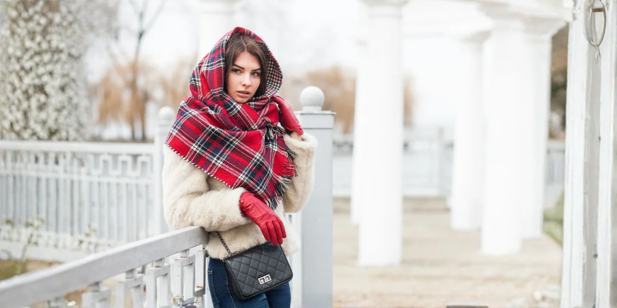 Winter Clothes Business, Garment Exporters From India, Winter Clothing Exporters, Winter Outfits, Apparel Exporters, Clothing Business, Germany Winter Clothes, Silk Appeal