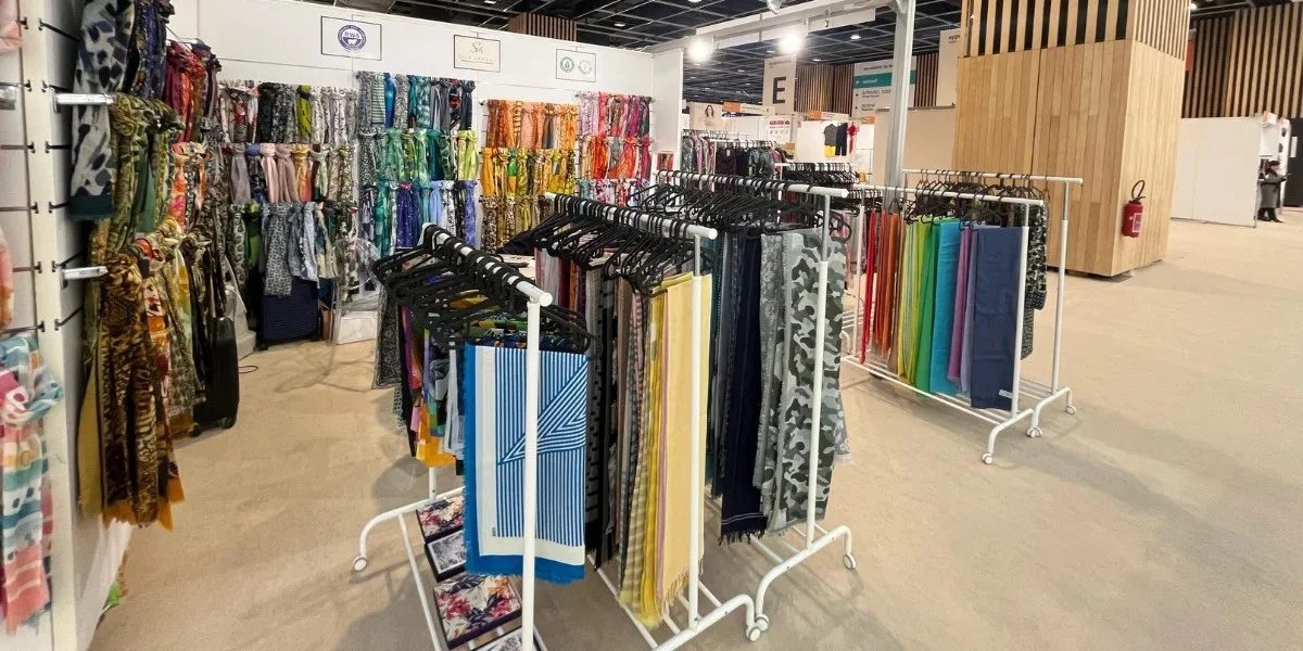 Indian Scarf Manufacturers for Europe, Scarf Manufacturers in India, Printed Scarves Manufacturing, White Label Scarf Manufacturing in India For European Fashion Labels, Silk Appeal